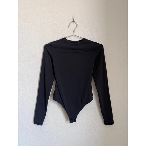 SKIMS Tops - Skims Fits Everybody Long Sleeve Crew Neck Bodysuit in Onyx (Black) Size SMALL